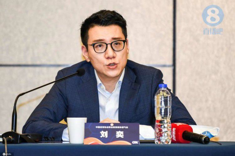 娇妻被又大又粗又长又硬好爽